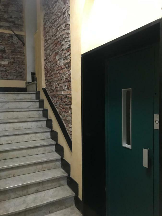 Exclusive Apt Really Downtown - Free Private Parking Included! Генуа Екстериор снимка